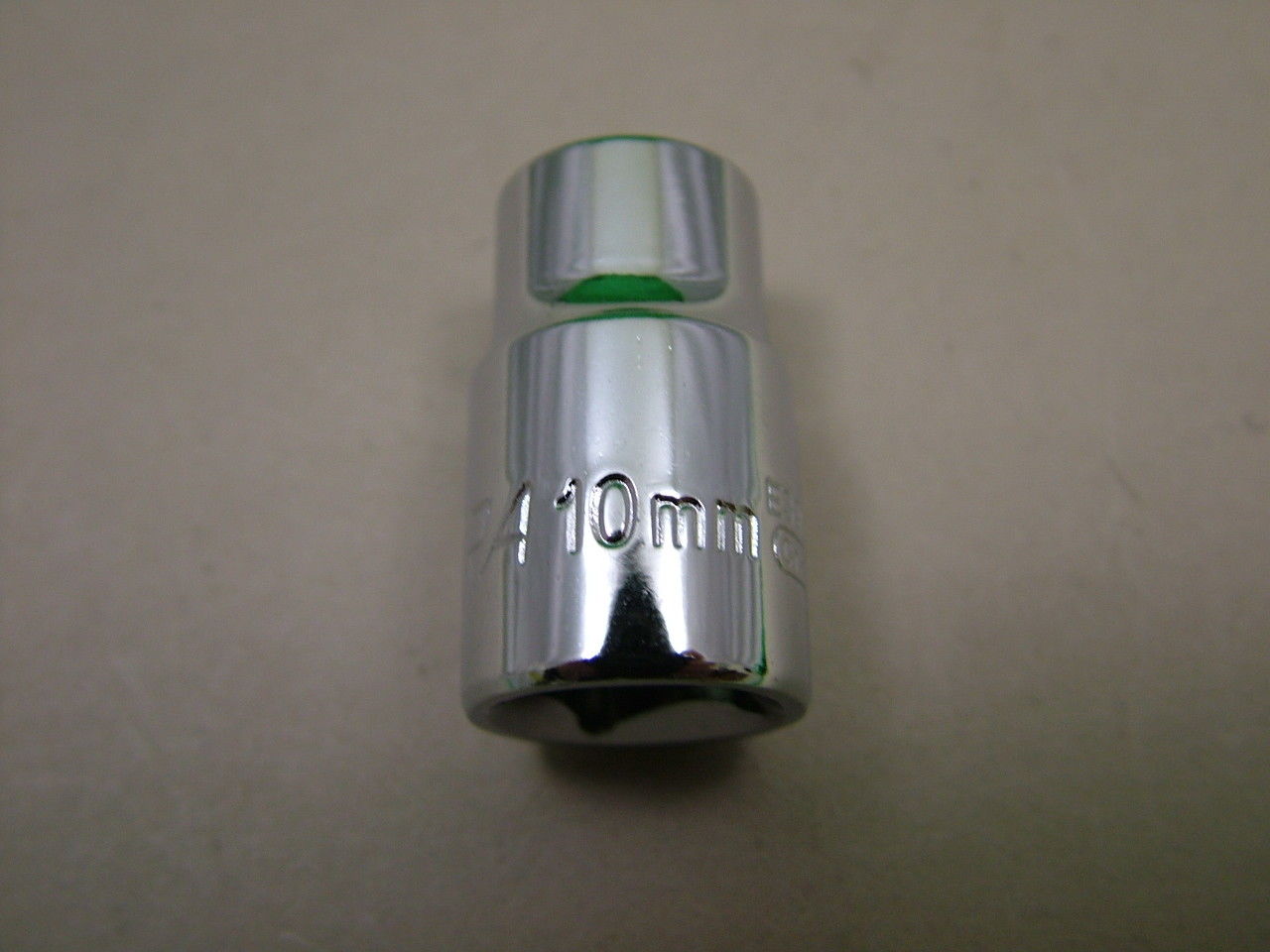 Endura 6 point Socket, 3/8" Drive x 17mm - Click Image to Close
