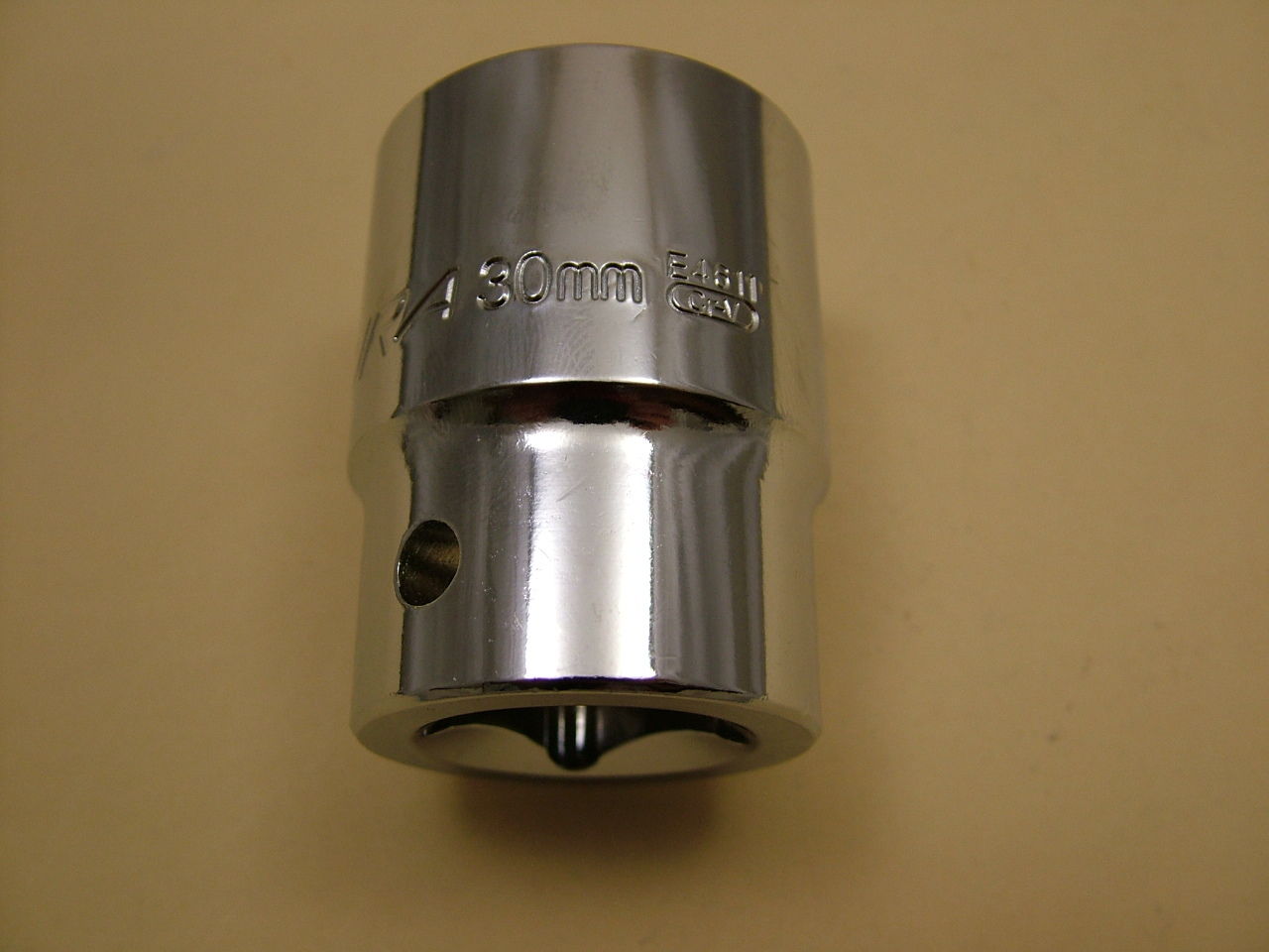 3/4" drive socket bi-hex 12 point, 30mm chrome vanadium